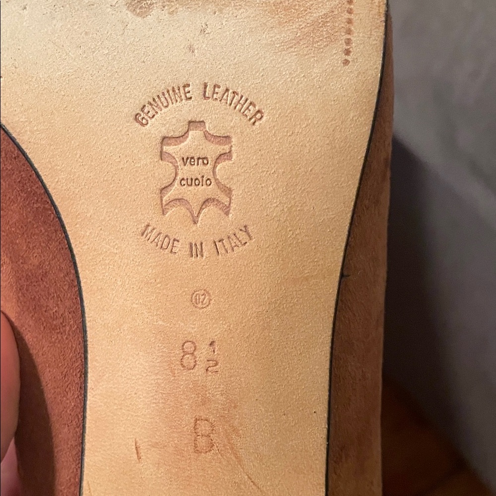 Amalfi Tan Italian Leather Flats with Bow Detail - Picture 2 of 6